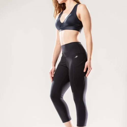Jolie High-Waisted Capri Leggings with Hip Pockets